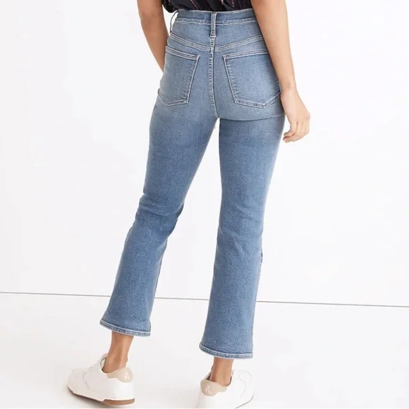 Madewell Women's Blue Flare & Wide Leg Jeans - Picture 2 of 8